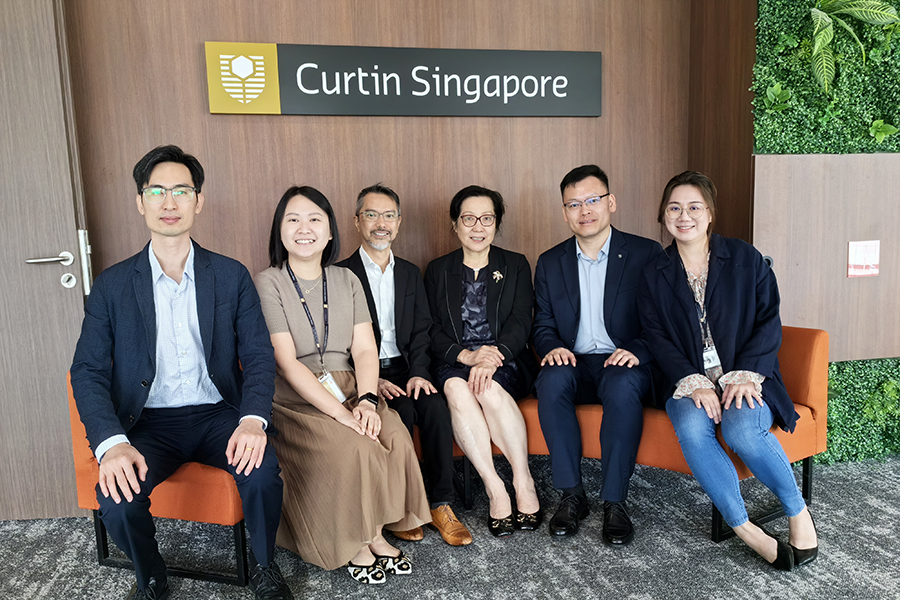 公司代表团访问科廷大学（新加坡） (1).jpg